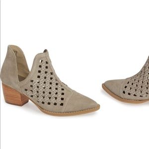 BP. Tate Bootie Block Heel
